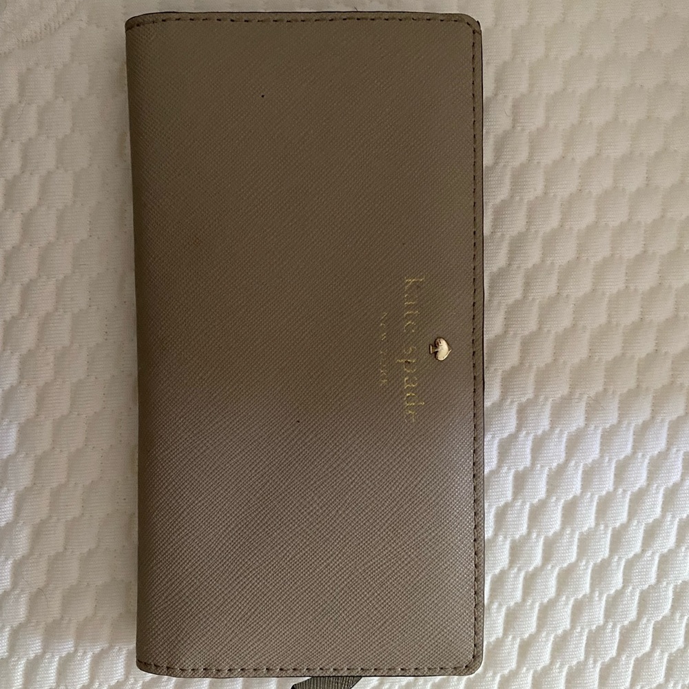 Beige Kate Spade wallet